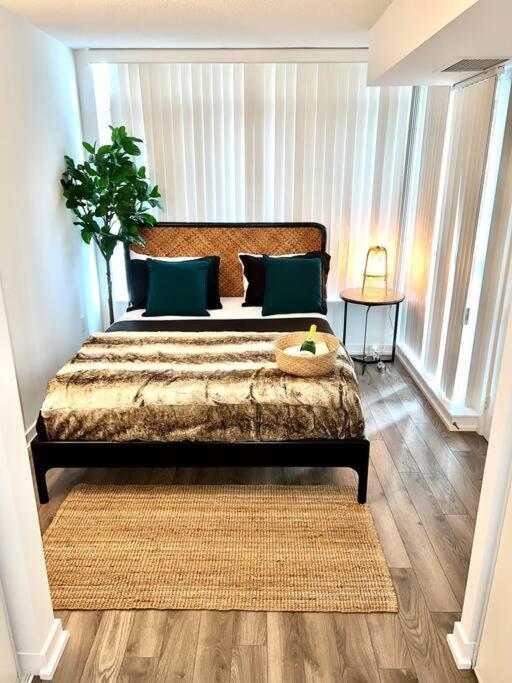 Luxurious Condo In The Center Of Downtown Toronto Exterior foto