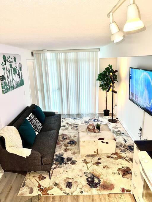 Luxurious Condo In The Center Of Downtown Toronto Exterior foto